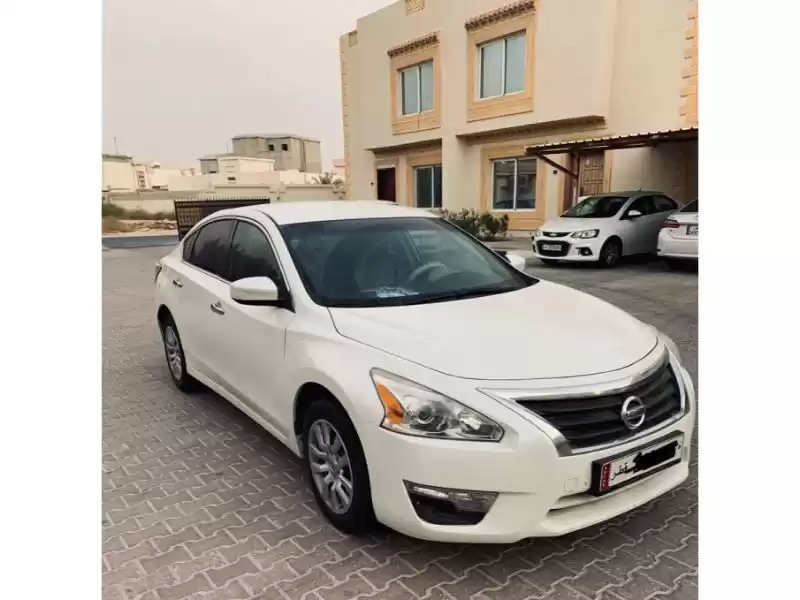 Used Nissan Altima For Sale in Doha #7123 - 1  image 